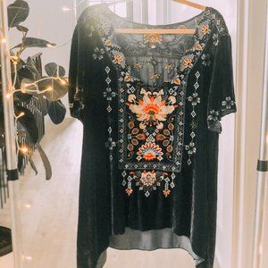 Navy Velvet Embroidered Top || Johnny Was